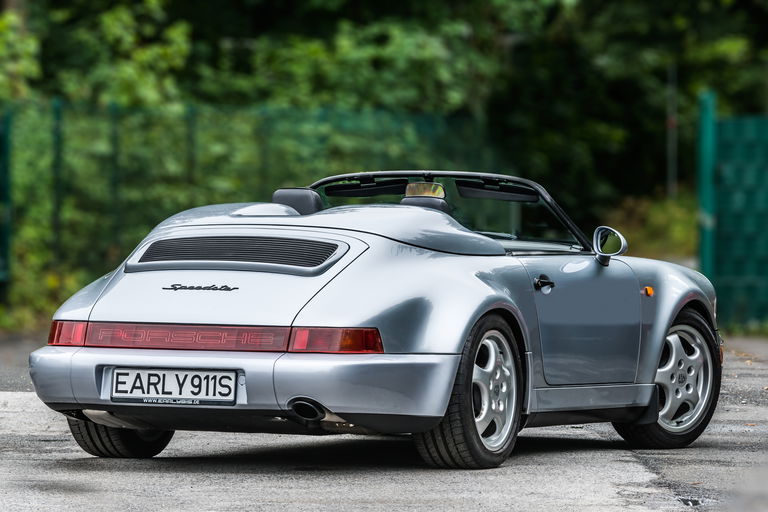Porsche 964 Carrera 2 Speedster