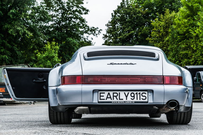 Porsche 964 Carrera 2 Speedster