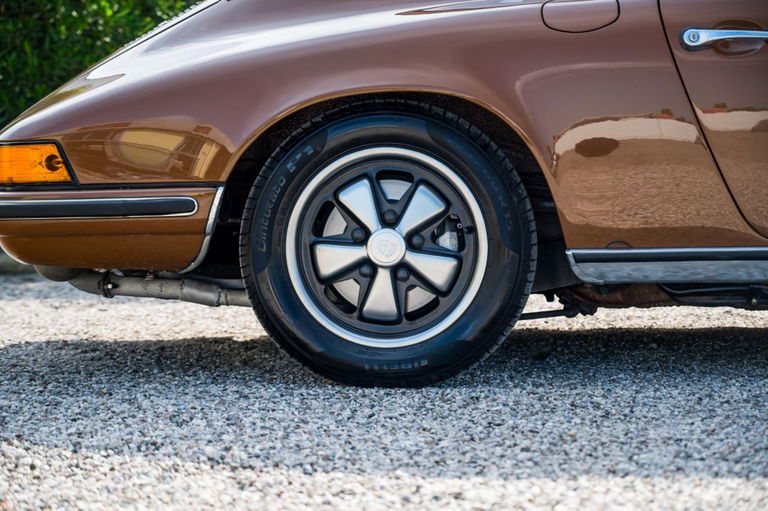 Porsche 911 S (F-Modell)