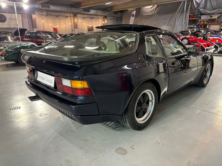 Porsche 944 Coupé