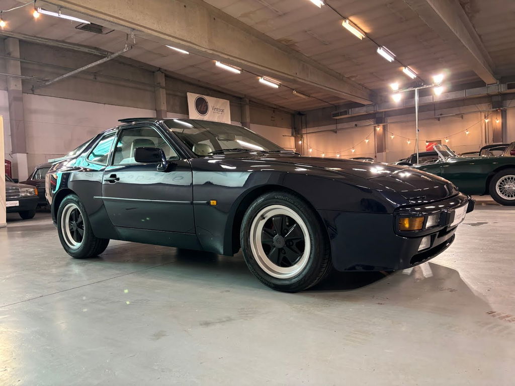 Porsche 944 Coupé