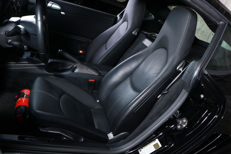 Porsche 987 Cayman S