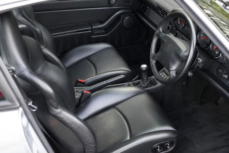 Porsche 993 Carrera 4S