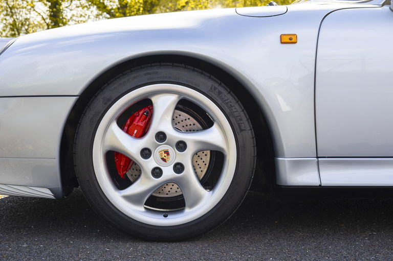 Porsche 993 Carrera 4S