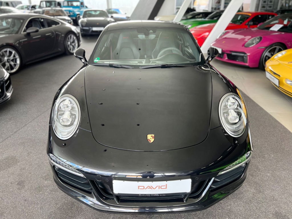 Porsche 991 Carrera GTS