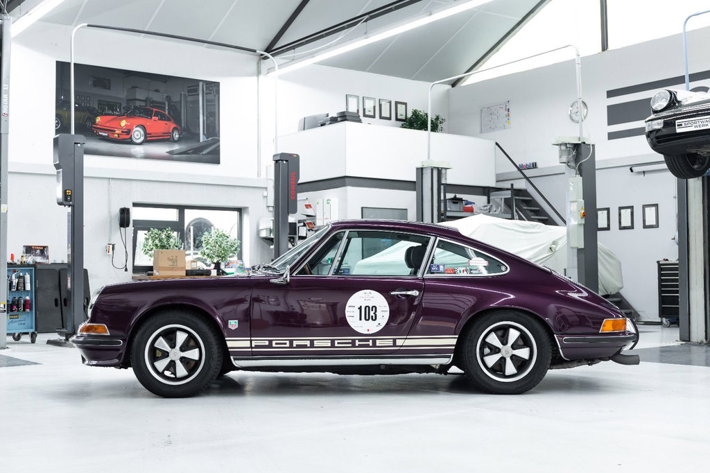 Porsche 911 T