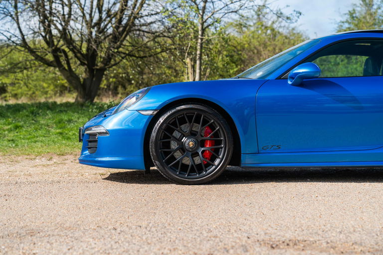 Porsche 991 Carrera GTS