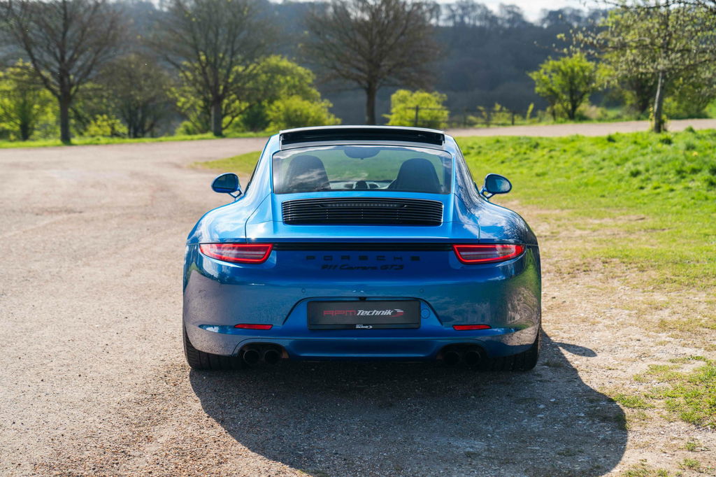 Porsche 991 Carrera GTS
