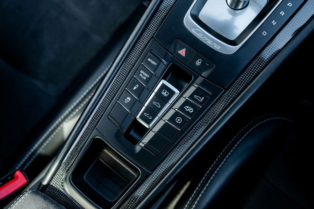 Porsche 991 Carrera GTS