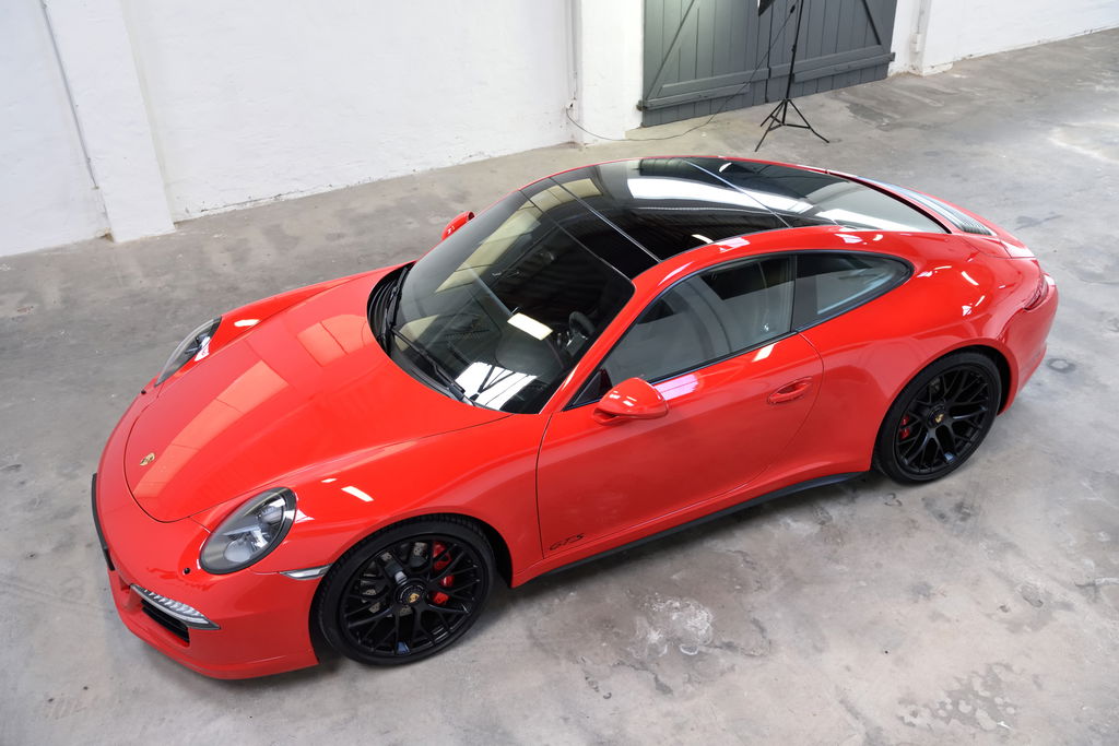 Porsche 991 Carrera GTS