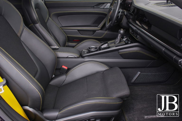 Porsche 992 GT3 Touring