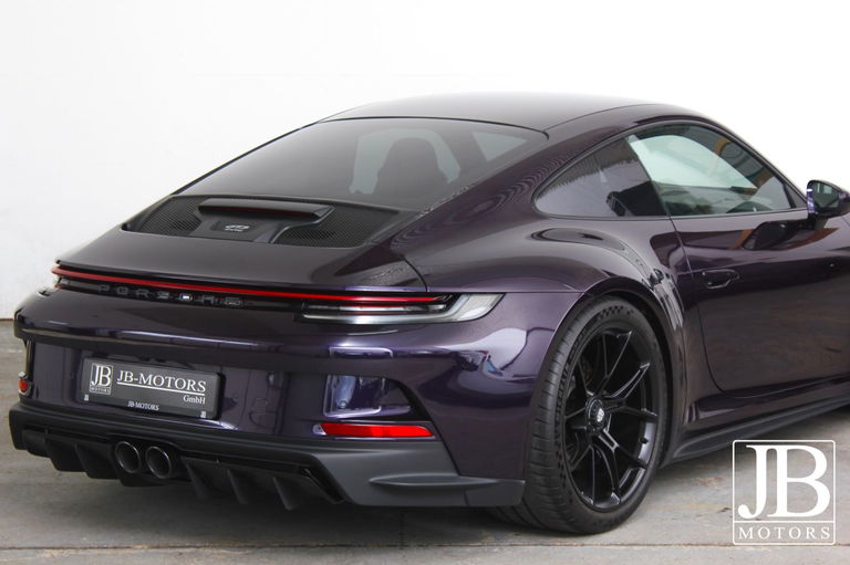 Porsche 992 GT3 Touring