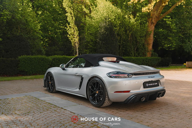 Porsche 718 Spyder