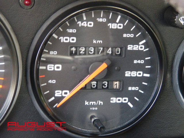 Porsche 964 Carrera 4