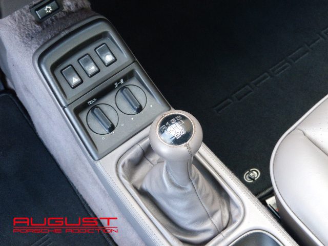 Porsche 964 Carrera 4