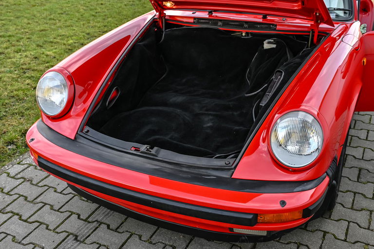 Porsche 911 Carrera 3.2