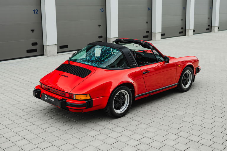 Porsche 911 Carrera 3.2