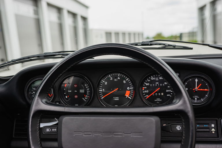 Porsche 911 Carrera 3.2