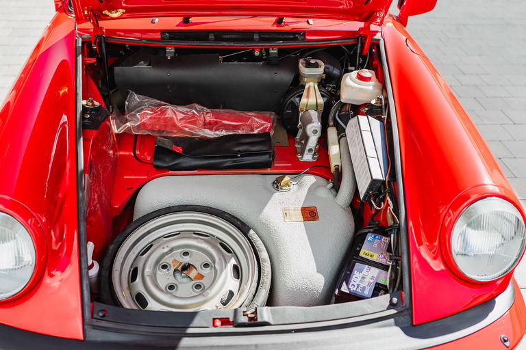 Porsche 911 Carrera 3.2