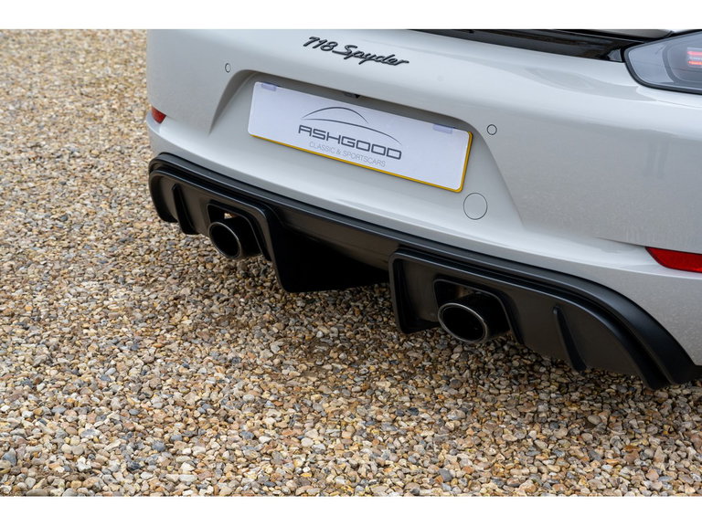 Porsche 718 Spyder