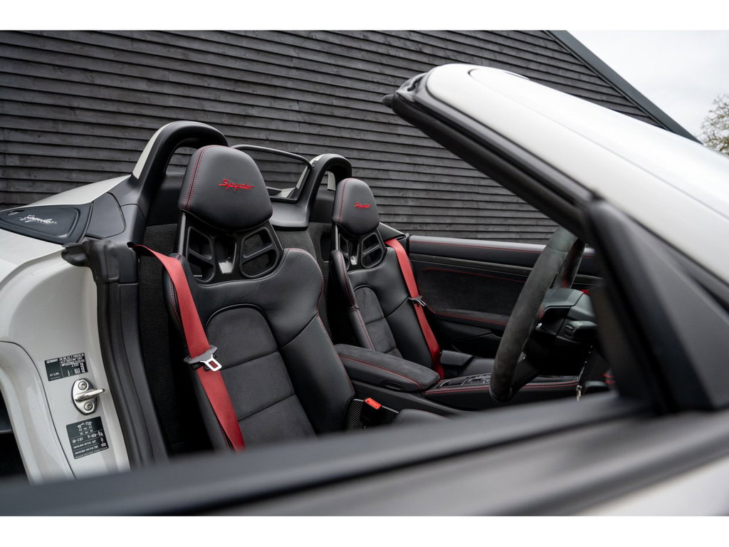 Porsche 718 Spyder