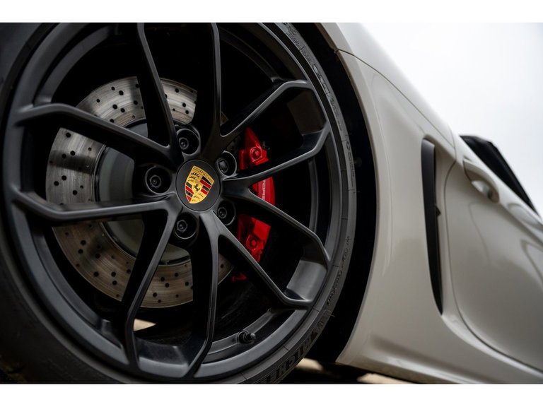 Porsche 718 Spyder