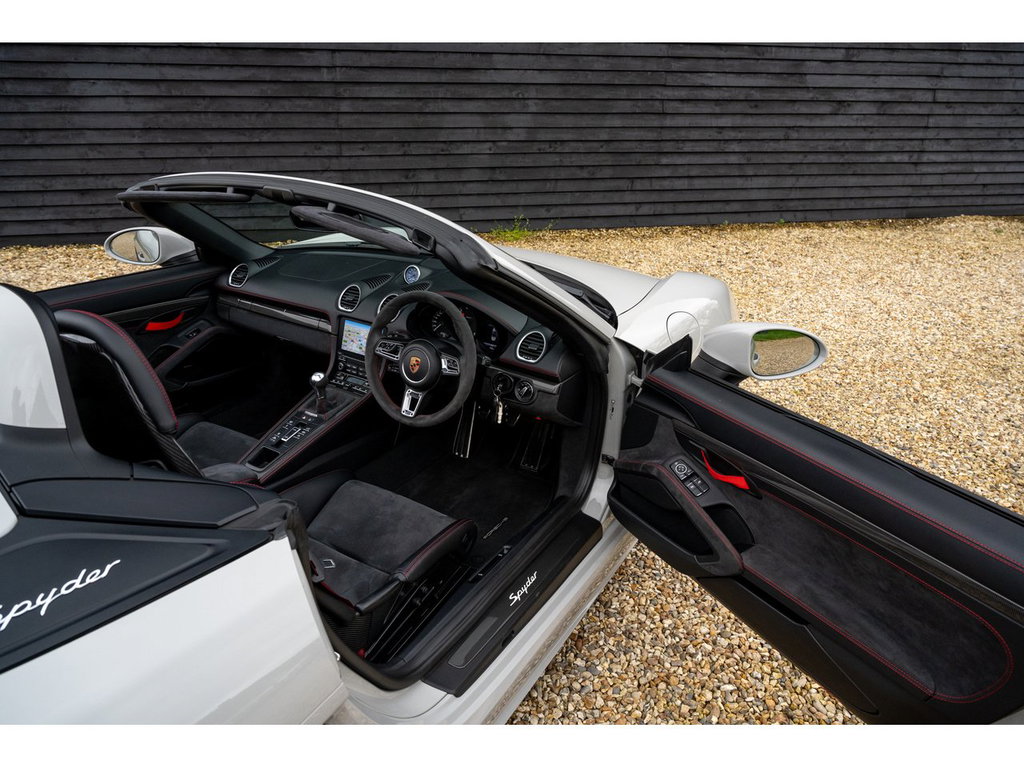 Porsche 718 Spyder