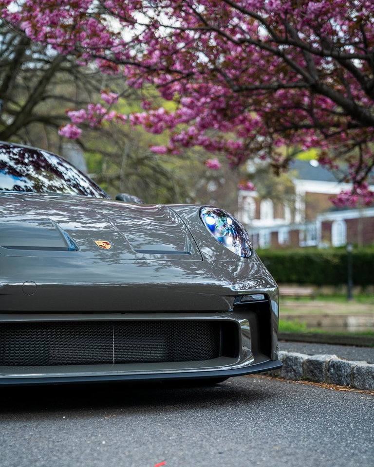 Porsche 992 GT3 Touring