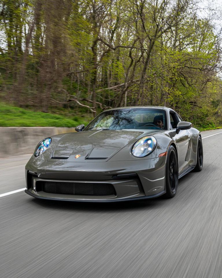Porsche 992 GT3 Touring