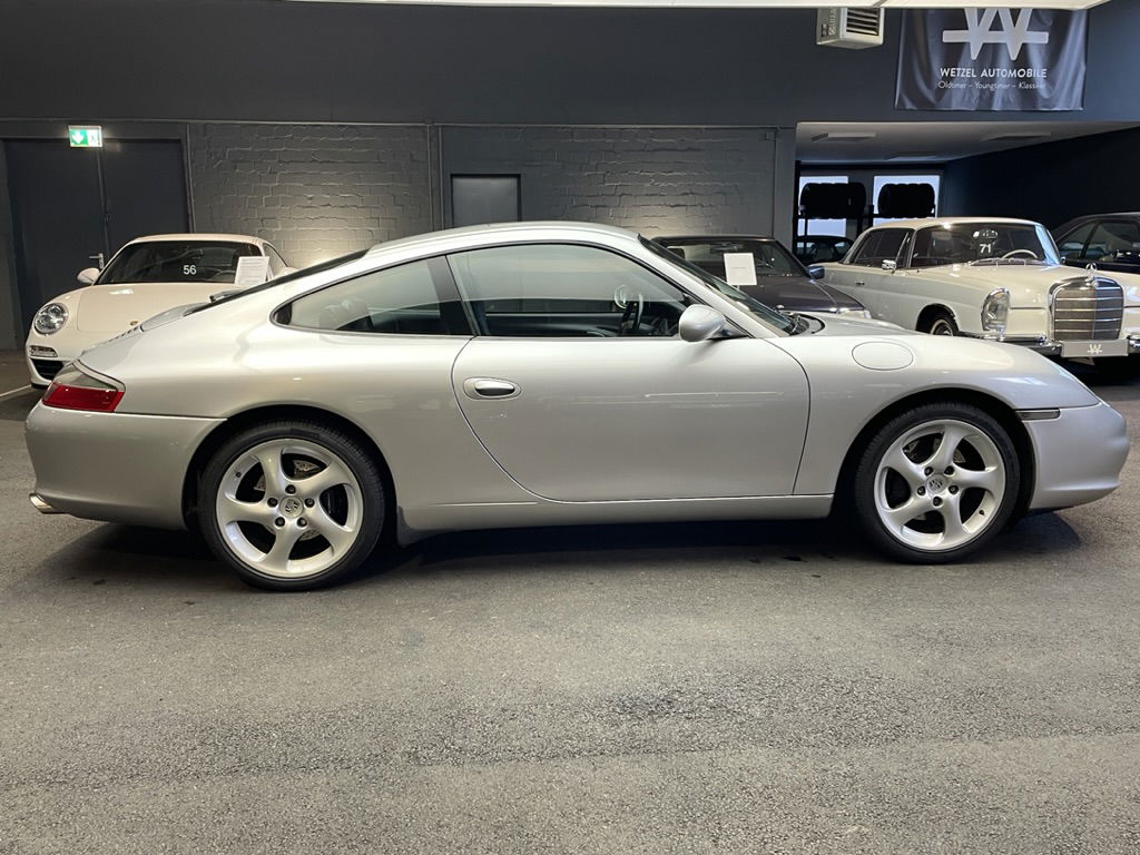 Porsche 996 Carrera