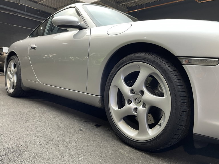 Porsche 996 Carrera