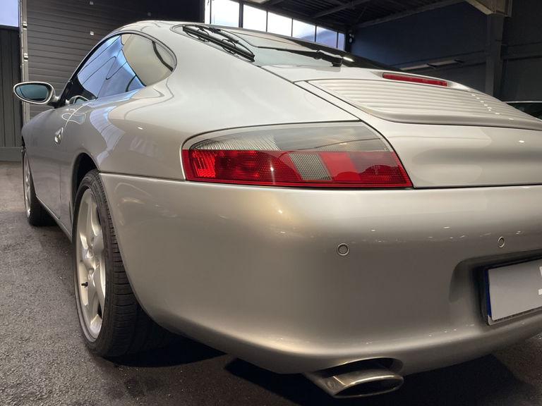 Porsche 996 Carrera