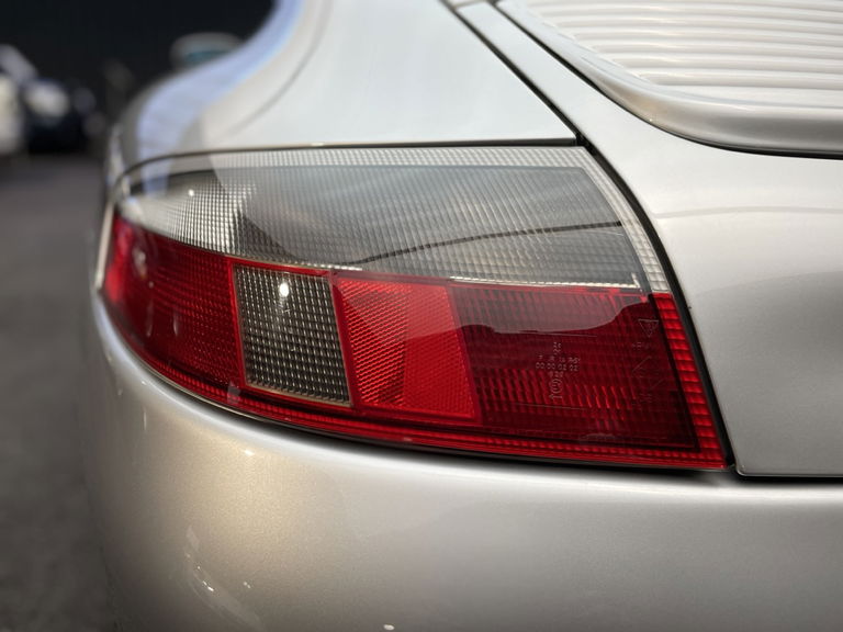 Porsche 996 Carrera