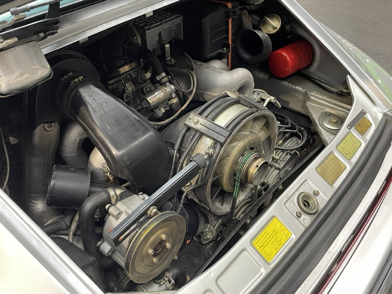 Porsche 911 Carrera 3.2