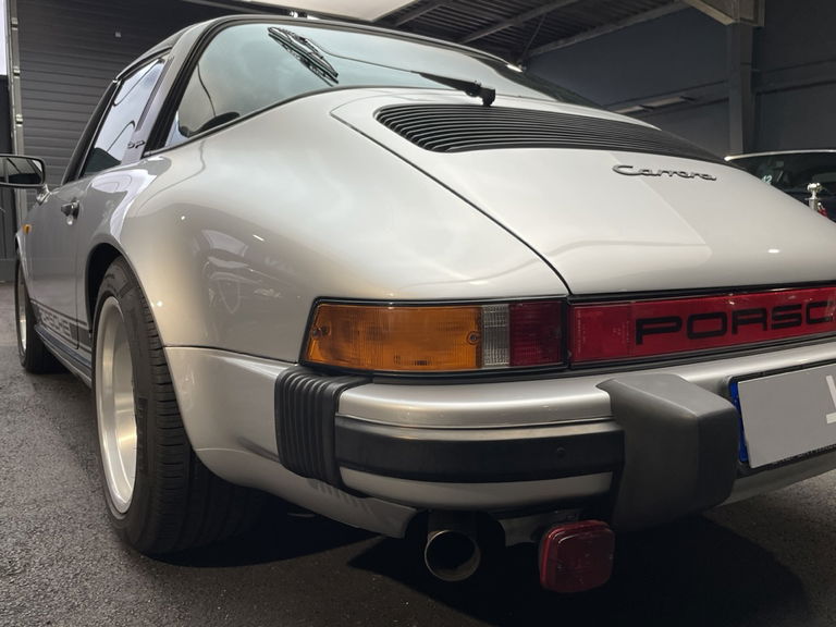 Porsche 911 Carrera 3.2
