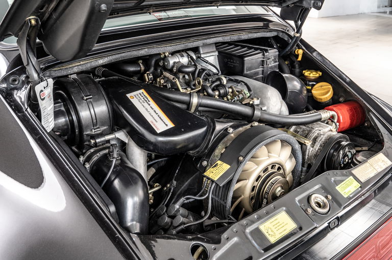 Porsche 964 Carrera 4