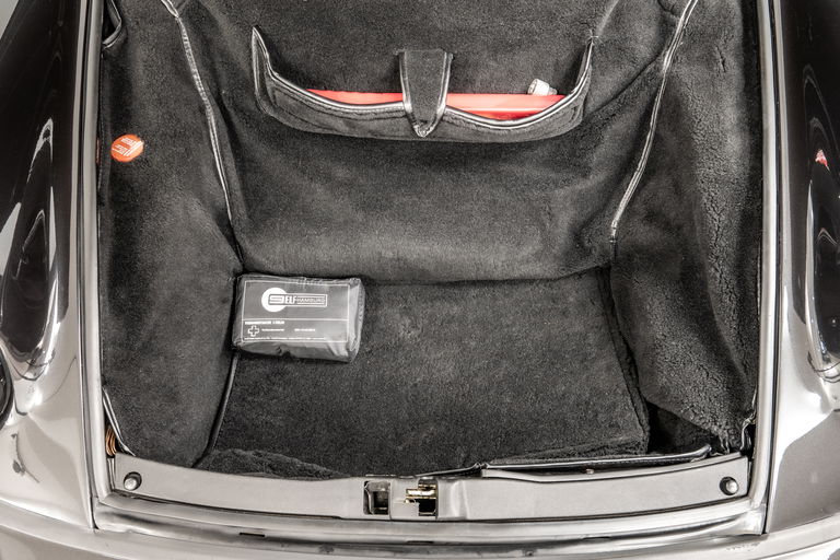 Porsche 964 Carrera 4