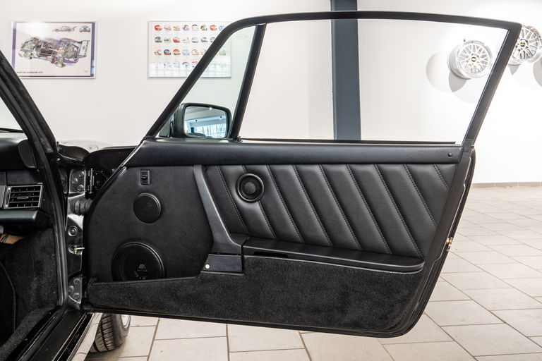 Porsche 964 Carrera 4