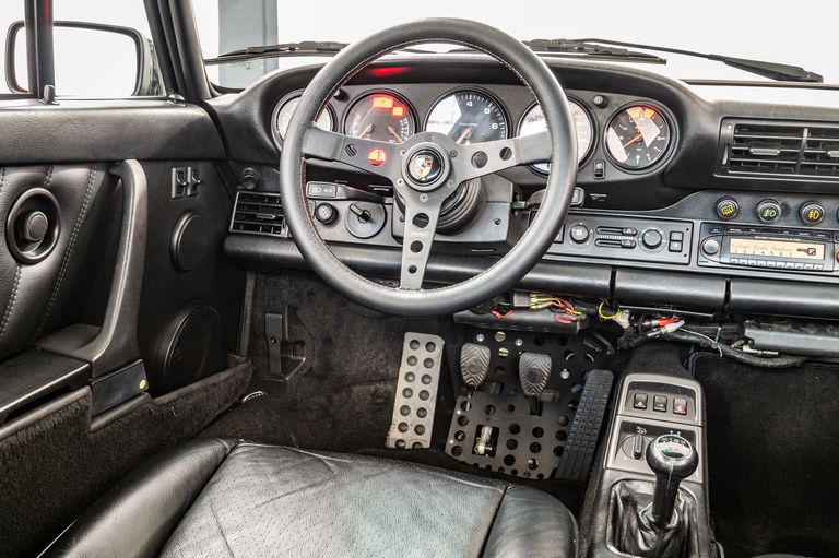 Porsche 964 Carrera 4