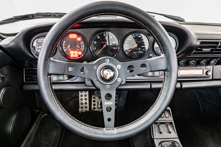 Porsche 964 Carrera 4