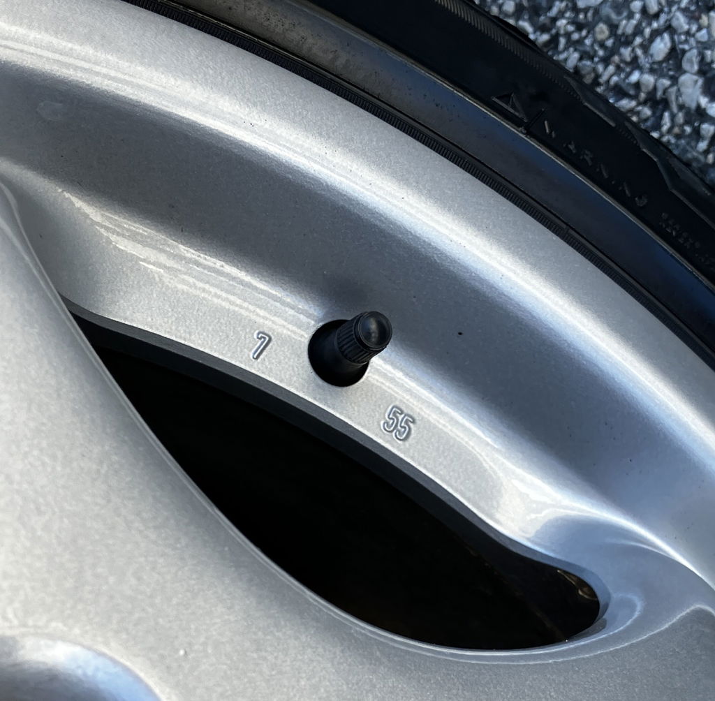 Porsche 964 Carrera 4