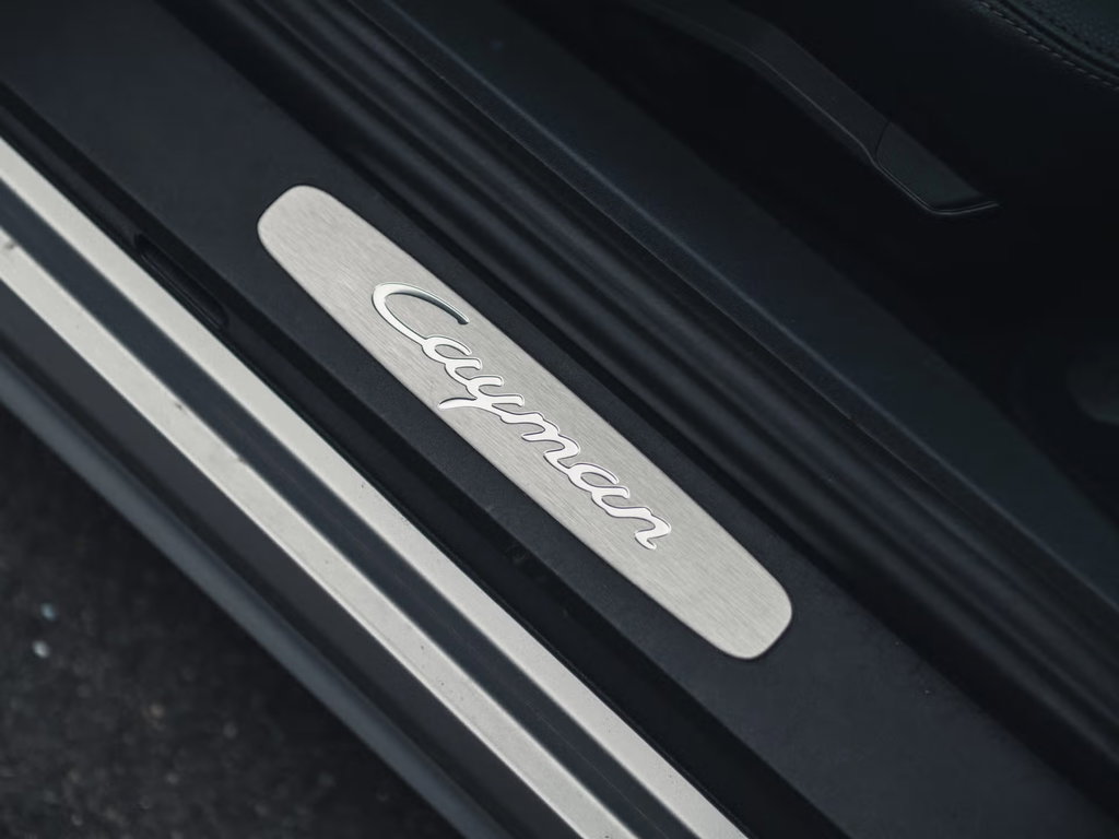 Porsche 718 Cayman