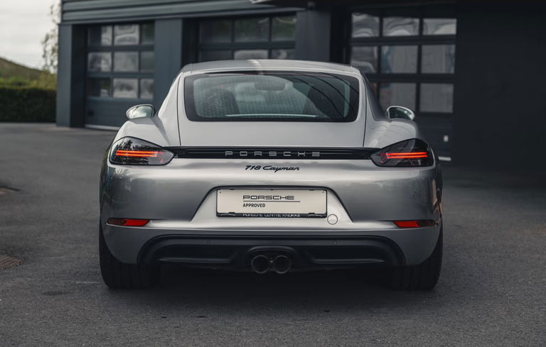 Porsche 718 Cayman
