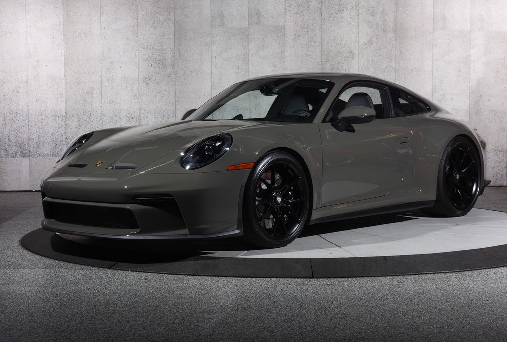Porsche 992 GT3 Touring