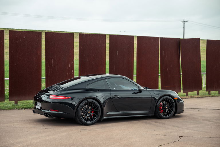 Porsche 991 Carrera GTS
