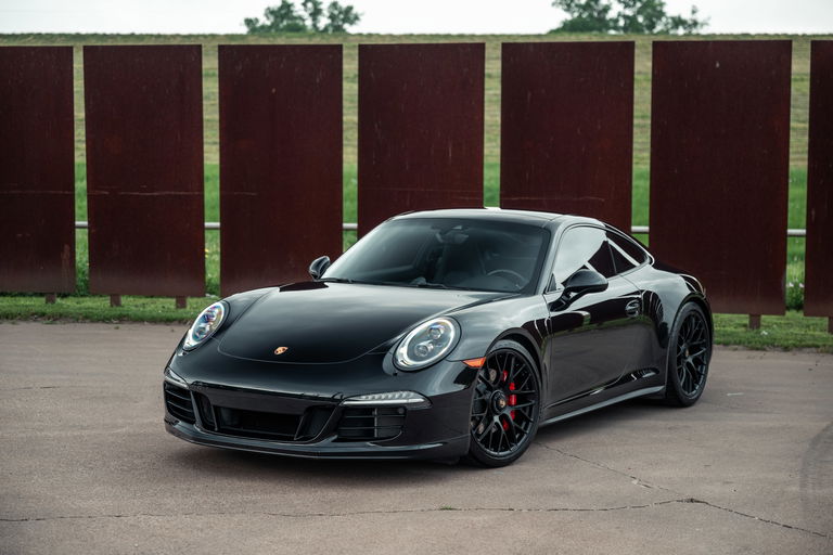 Porsche 991 Carrera GTS