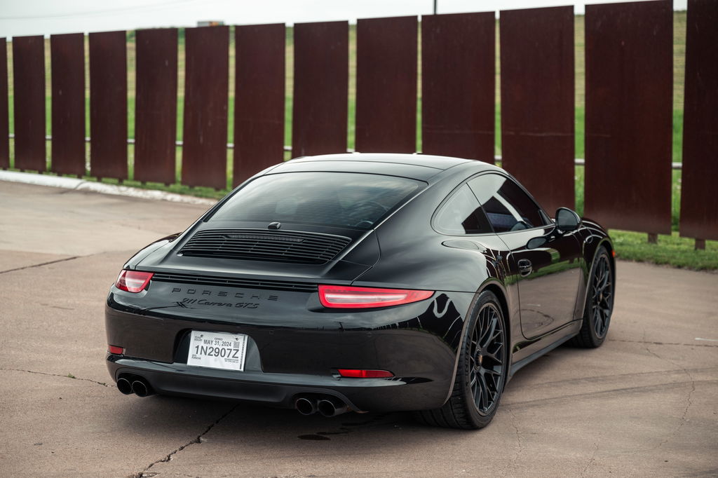 Porsche 991 Carrera GTS