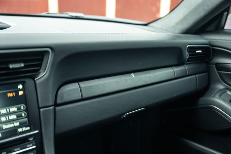 Porsche 991 Carrera GTS