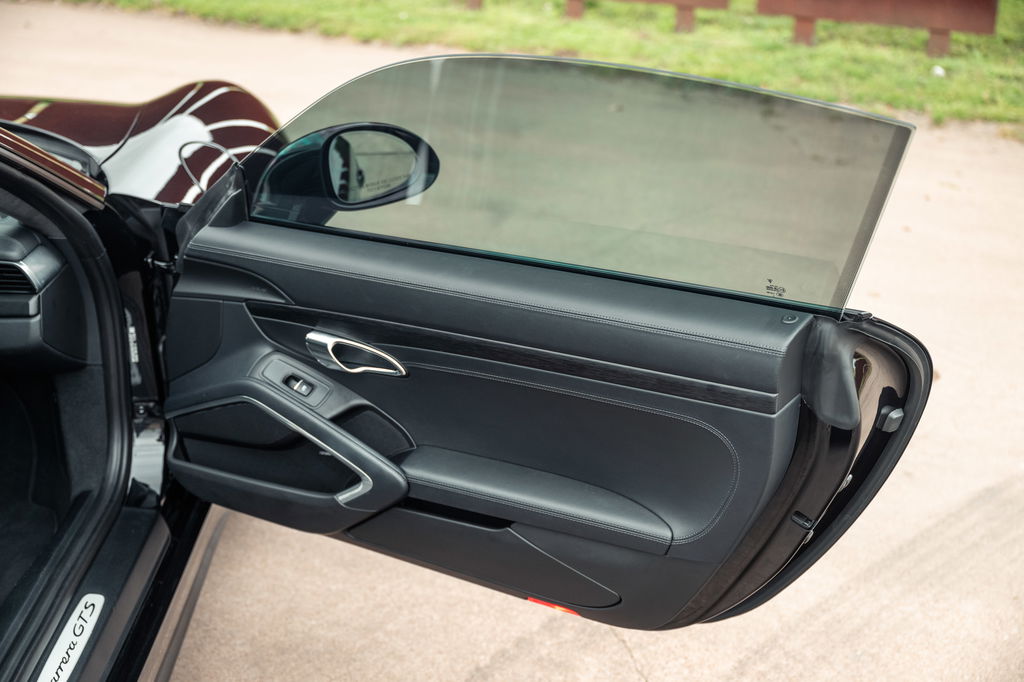 Porsche 991 Carrera GTS