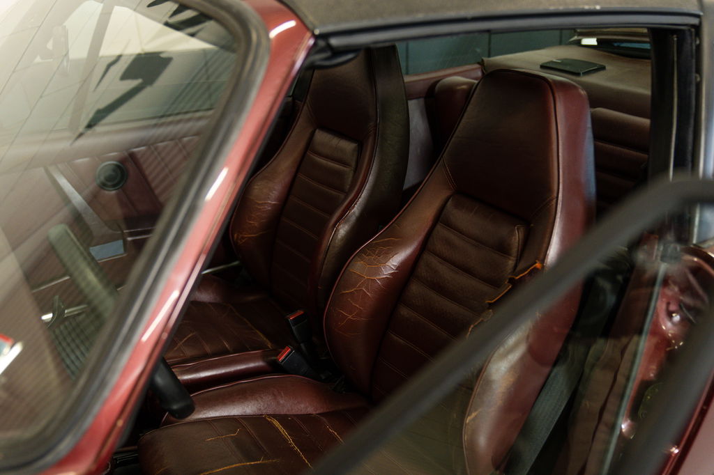 Porsche 911 Carrera 3.2 (US)